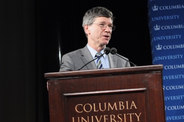 Jeffrey Sachs, Director of The Earth Institute, introduces panelists and discusses pressing climate change issues.