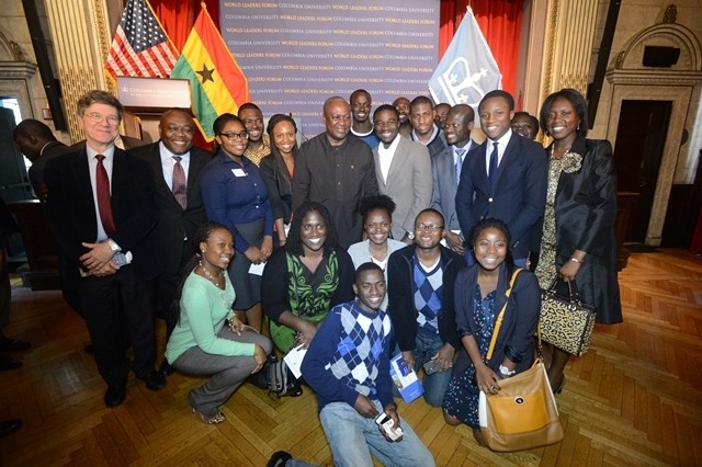 Following his address, His Excellency John Mahama greets and talks with Ghana students.