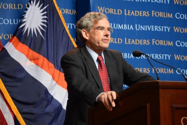 Professor Michael Gerrard, Director of the Center for Climate Change Law, welcomes His Excellency Christopher Jorebon Loeak, President of the Republic of the Marshall Islands, to Columbia’s World Leaders Forum on September 25, 2013.