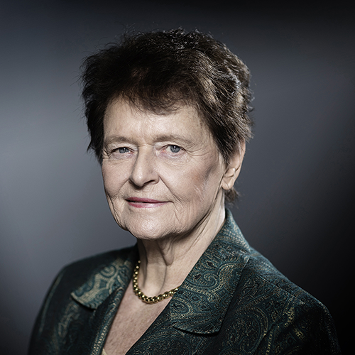 Dr. Gro Harlem Brundtland