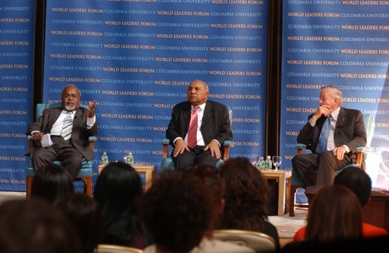 President Somare participates in a panel discussion.