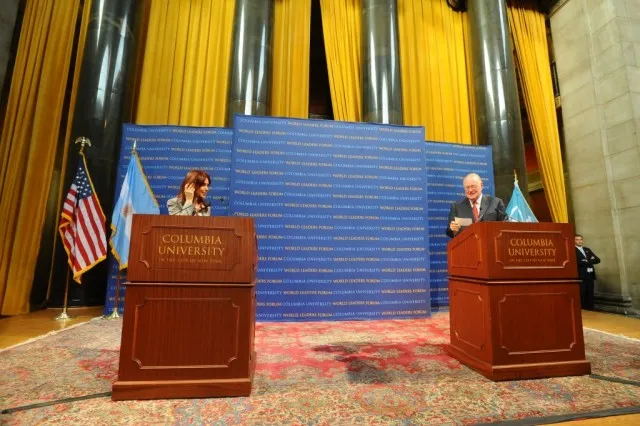 John Coatsworth, Dean of the School of International and Public Affairs, moderates a question and answer session with the audience following President Kirchner’s keynote address.