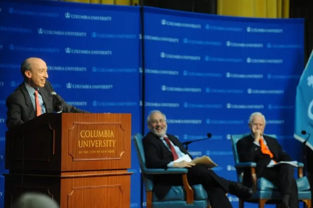 Gary Gensler delivers remarks to the audience gathered in Low Memorial Library.