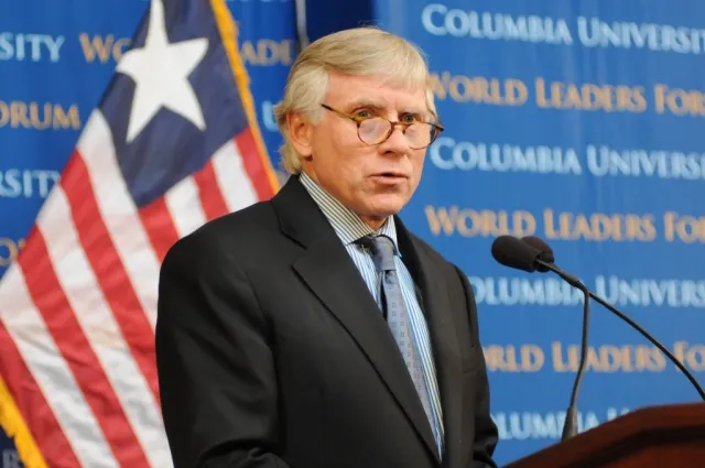 President Bollinger welcomes Her Excellency Madam Ellen Johnson Sirleaf, President of the Republic of Liberia, to Columbia’s World Leaders Forum on September 27, 2012.