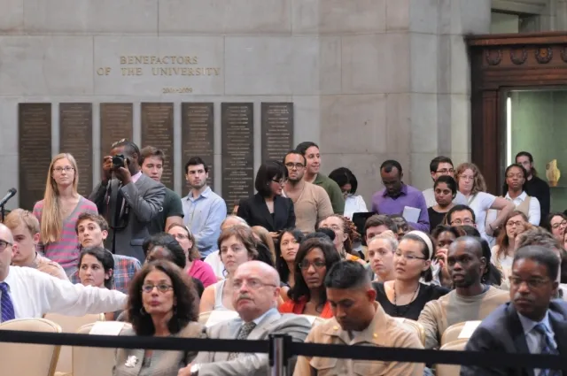 Columbia University students line up to ask Her Excellency Madam Ellen Johnson Sirleaf a question.