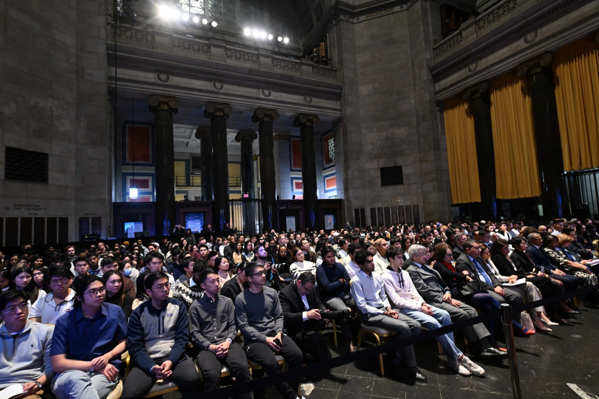 An audience of Columbia University students, scholars, and faculty listen to the discussion "Building Common Ground" during the World Leaders Forum