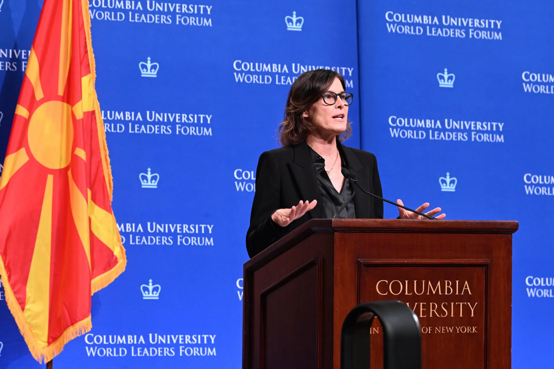Acting President Shipman delivering welcome and introductory remarks.