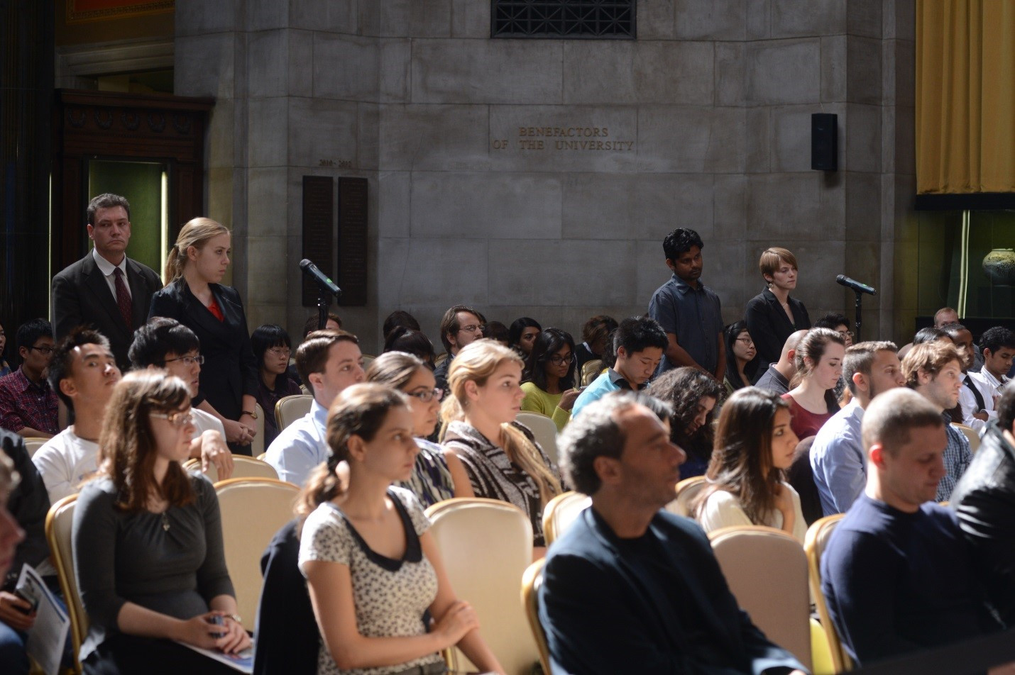 Columbia University students line up to ask His Excellency Christopher Jorebon Loeak a question.