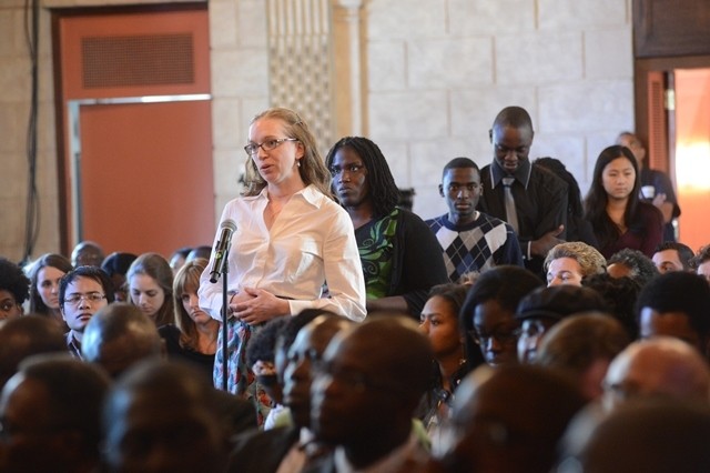 Columbia students pose questions to President Klaus.